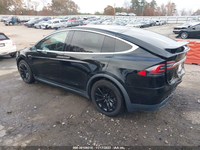 Tesla Model X 60d/70d/75d/90d 2016 5YJXCDE27GF032222 Image 3
