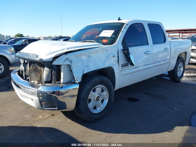 2013 CHEVROLET SILVERADO 1500 LT VIN: 3GCPCSE0XDG153738