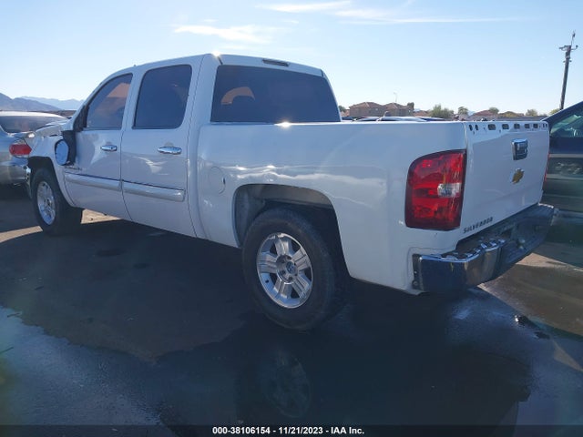 2013 CHEVROLET SILVERADO 1500 LT VIN: 3GCPCSE0XDG153738