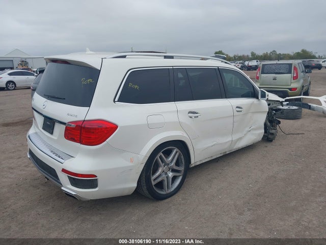 2016 MERCEDES-BENZ GL 550 VIN: 4JGDF7DE5GA671601