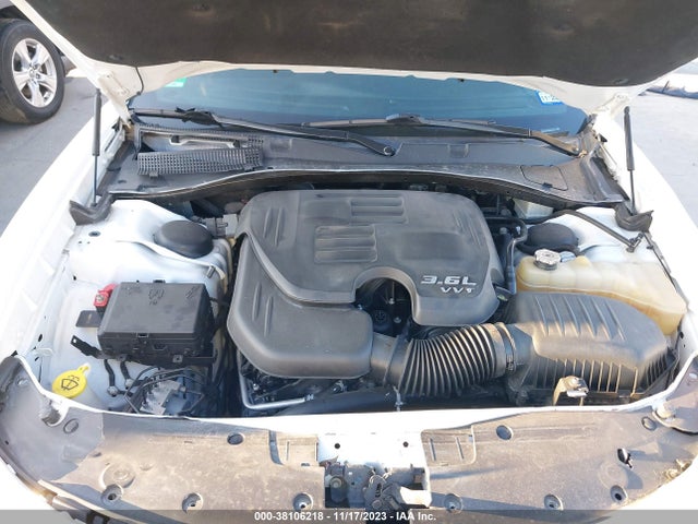2018 DODGE CHARGER SXT RWD VIN: 2C3CDXBG6JH180638
