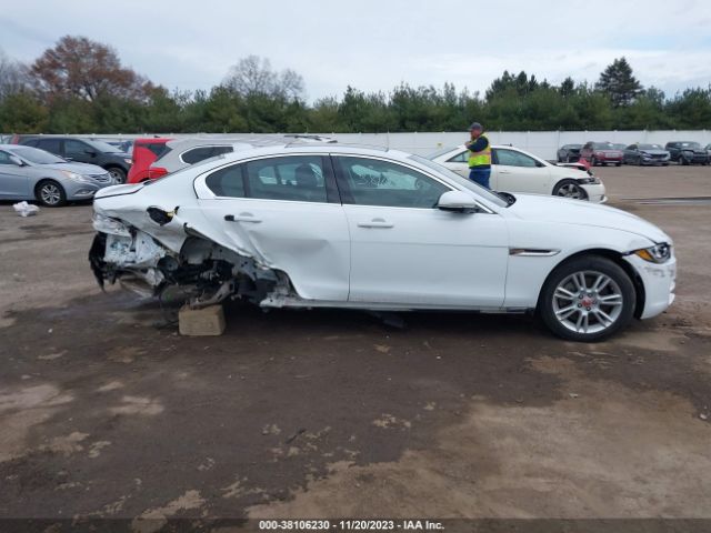SAJAJ4FXXKCP44205 Jaguar Xe 25t Premium