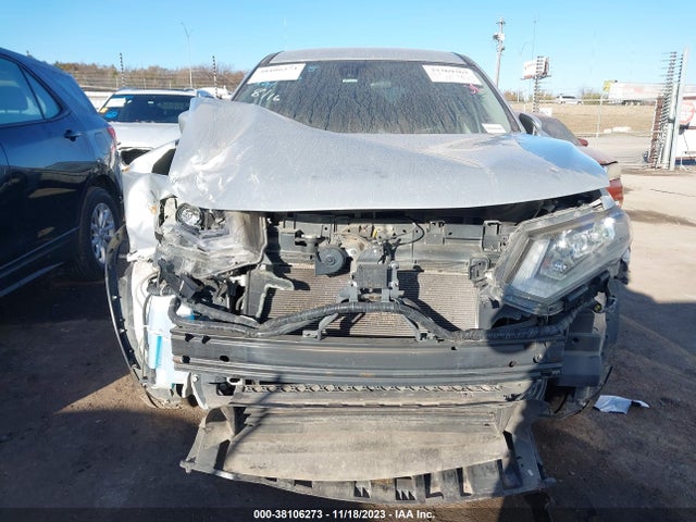 Nissan ROGUE S 2019 5N1AT2MT8KC715827 Image 13