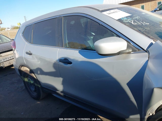 Nissan ROGUE S 2019 5N1AT2MT8KC715827 Image 14