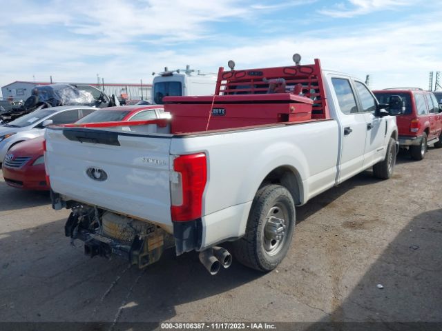 1FT7W3AT3JEC49081 Ford F-350 Xl