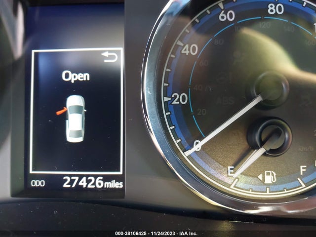 38106425 :رقم المزاد ، 2T1BURHE8JC023860 vin ، 2018 Toyota Corolla Se مزاد بيع