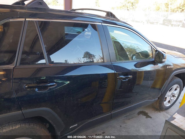 2021 TOYOTA RAV4 LE HYBRID VIN: JTMMWRFV7MD125776