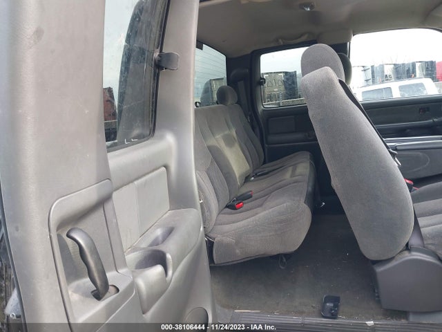 2003 CHEVROLET SILVERADO 1500 LS VIN: 2GCEC19T131168190