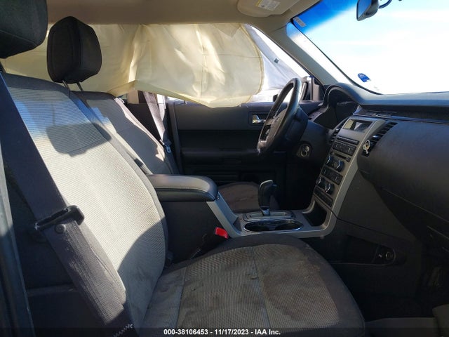 2011 FORD FLEX SE VIN: 2FMGK5BC1BBD02181