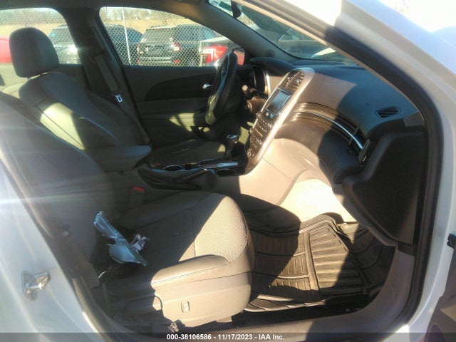 Chevrolet MALIBU 1LT 2015 1G11C5SL6FU146722 Image 5