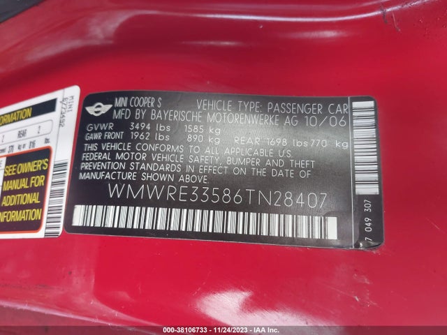 2006 MINI COOPER S WMWRE33586TN28407 Photo 8