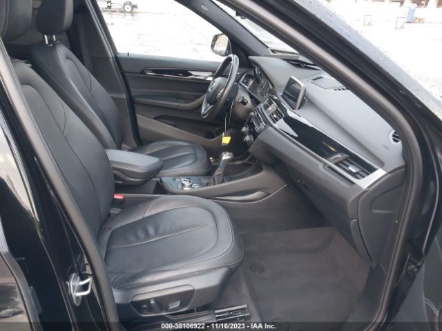 2018 BMW X1 WBXHU7C36J5H40104 Photo 4