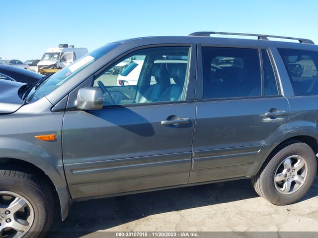 2007 HONDA PILOT EX-L VIN: 5FNYF28577B034798