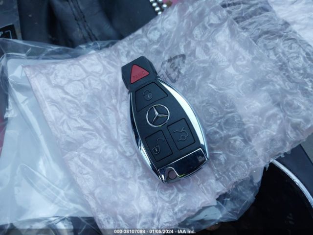 2013 MERCEDES-BENZ C-CLASS WDDGF4HB3DA873953 Photo 10
