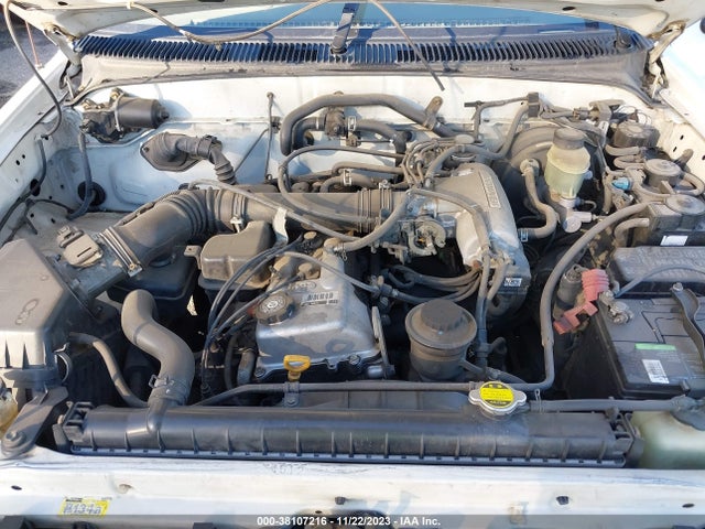 1998 TOYOTA TACOMA VIN: 4TAVL52NXWZ108449