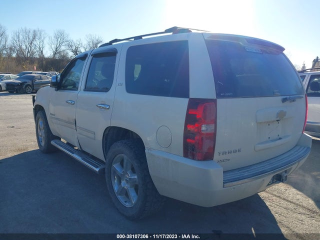 Chevrolet Tahoe Ltz 2014 1GNSKCE06ER113183 Image 3