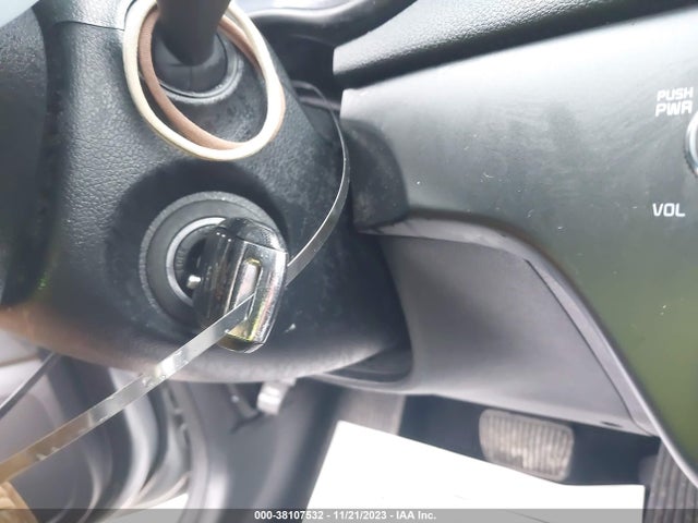 2020 KIA SPORTAGE LX VIN: KNDPMCAC5L7747019