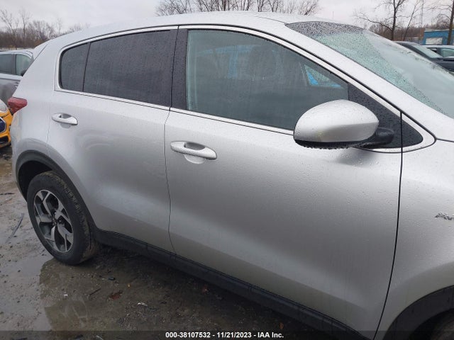 2020 KIA SPORTAGE LX VIN: KNDPMCAC5L7747019