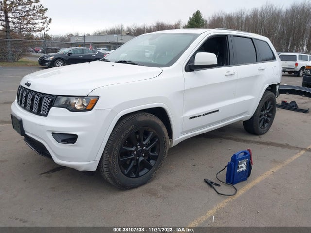 1C4RJFAG6JC499406 Jeep Grand Cherokee Altitude 4x4