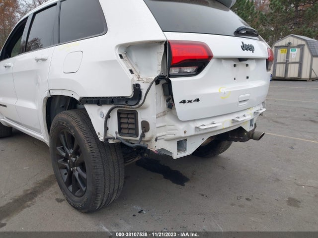 1C4RJFAG6JC499406 Jeep Grand Cherokee Altitude 4x4