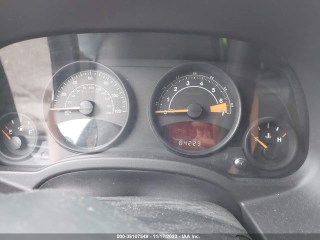 2014 JEEP PATRIOT LATITUDE VIN: 1C4NJRFB1ED589317