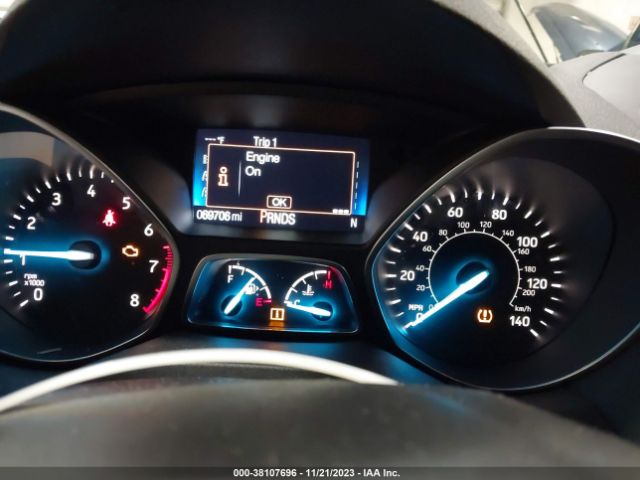 2017 FORD ESCAPE 1FMCU9J99HUF10026 Photo 6