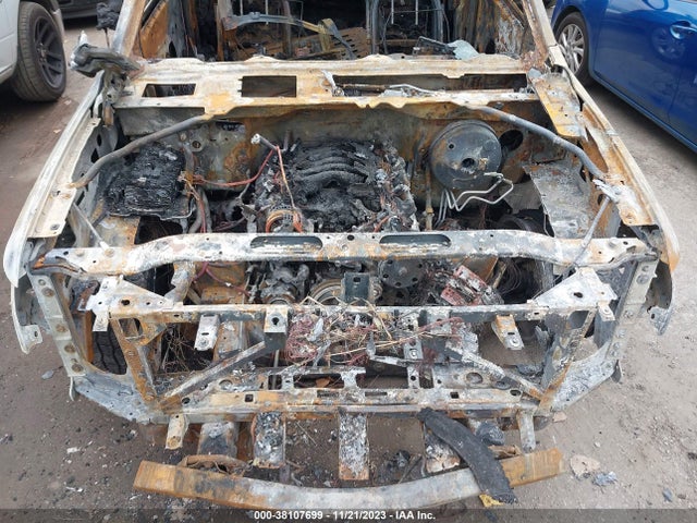Chevrolet Suburban Premier 2017 1GNSKJKC6HR341305 Image 10