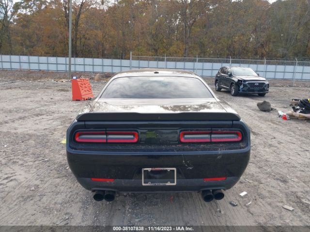2C3CDZBT9NH251880 Dodge Challenger R/t