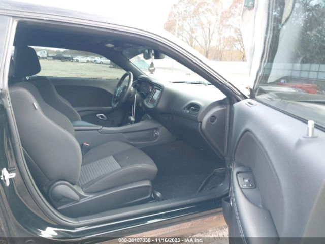 2C3CDZBT9NH251880 Dodge Challenger R/t