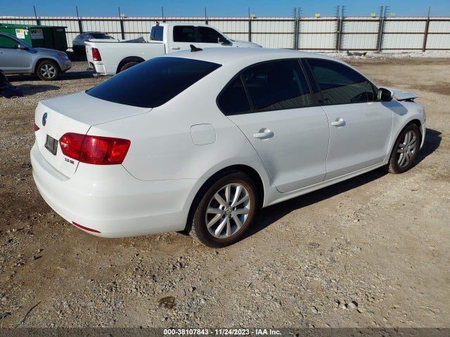 2012 VOLKSWAGEN JETTA 2.5L SE VIN: 3VWDP7AJ5CM319132