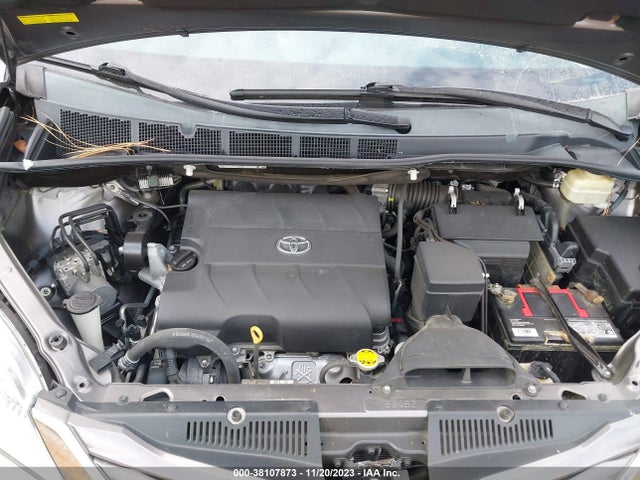 2016 TOYOTA SIENNA LE 8 PASSENGER VIN: 5TDKK3DC6GS721794