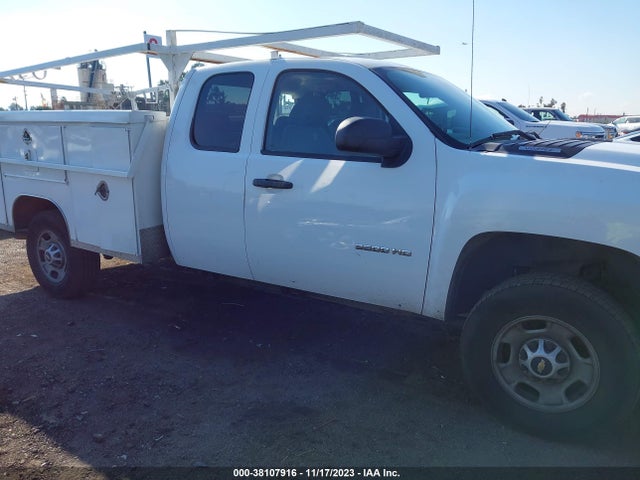 2013 CHEVROLET SILVERADO 2500HD WORK TRUCK VIN: 1GC2CVCG7DZ303297