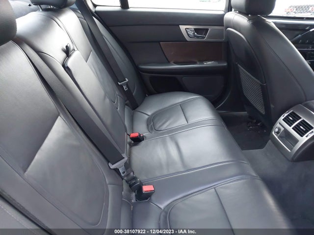 2014 JAGUAR XF SAJWJ0EF1E8U26617 Photo 7