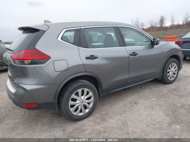 2018 NISSAN ROGUE KNMAT2MVXJP575325 Photo 3