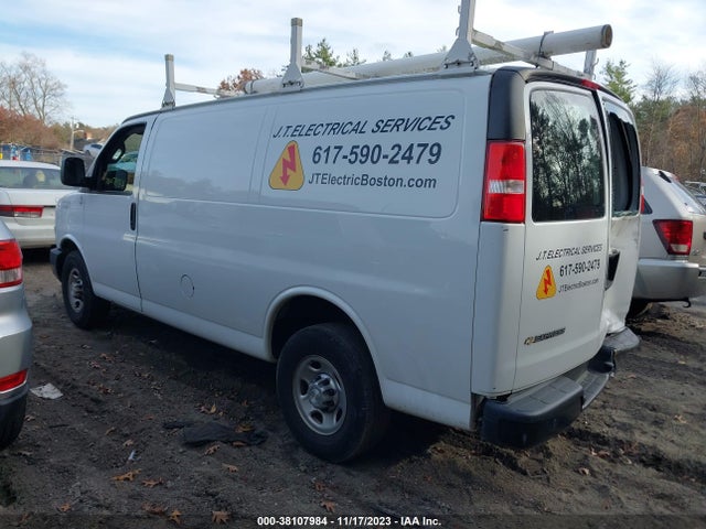Chevrolet Express 2500 Work Van 2018 1GCWGAFG1J1182786 Image 3