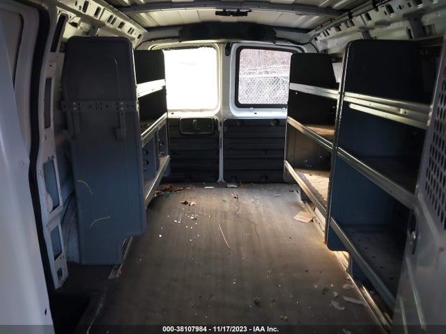 Chevrolet Express 2500 Work Van 2018 1GCWGAFG1J1182786 Image 8