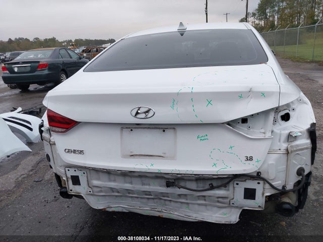 Hyundai Genesis 3.8 2016 KMHGN4JE7GU128185 Image 17