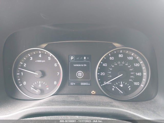 2017 HYUNDAI ELANTRA SE VIN: 5NPD84LF8HH086870