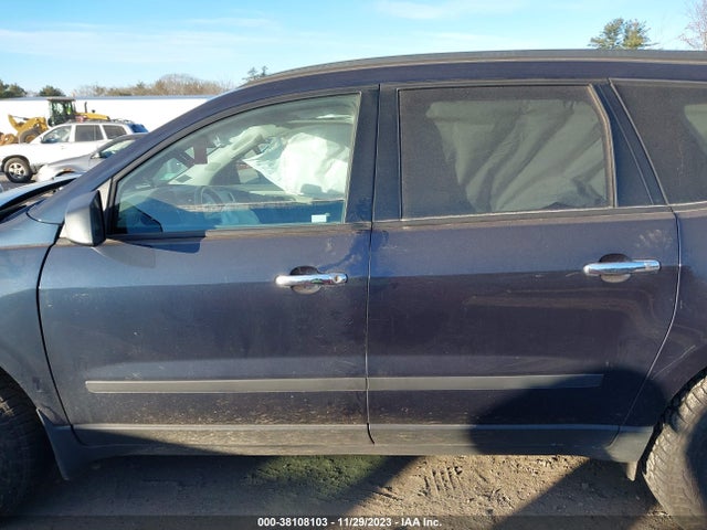 Chevrolet Traverse Ls 2016 1GNKVFKD7GJ240641 Image 14