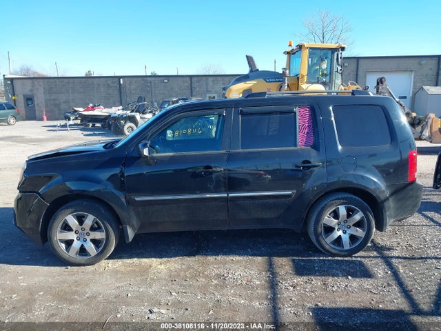 2015 HONDA PILOT TOURING VIN: 5FNYF4H91FB023583