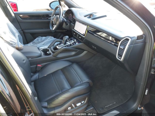 2019 PORSCHE CAYENNE WP1AA2AY2KDA00643 Photo 4