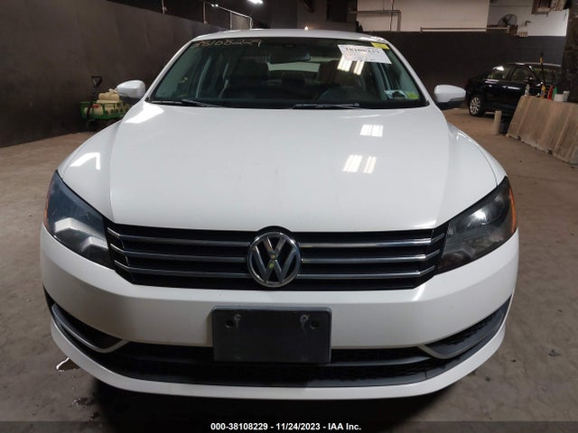 Volkswagen Passat 1.8t Wolfsburg Edition 2015 1VWAT7A34FC067590 Image 12