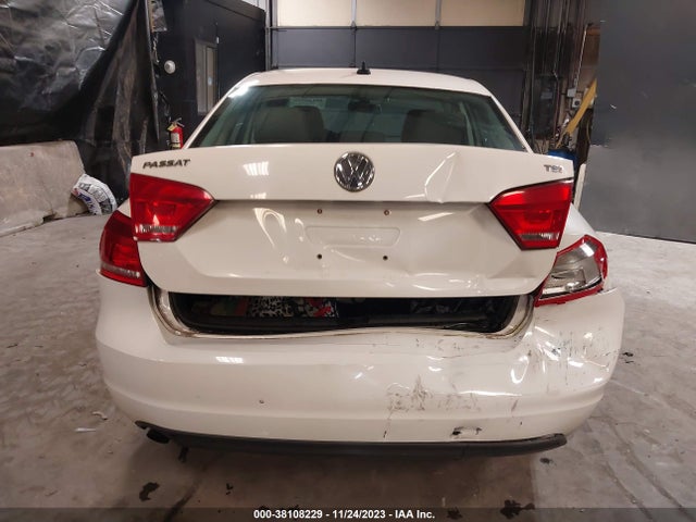 Volkswagen Passat 1.8t Wolfsburg Edition 2015 1VWAT7A34FC067590 Image 6