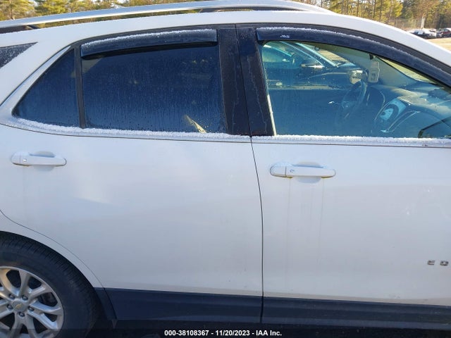Chevrolet EQUINOX LT 2018 2GNAXSEV0J6331581 Image 13