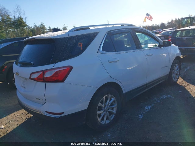 Chevrolet EQUINOX LT 2018 2GNAXSEV0J6331581 Image 4