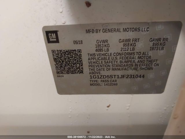 1G1ZD5ST1JF231044 Chevrolet MALIBU LT