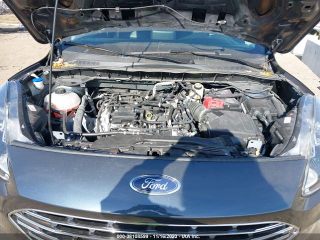 1FMCU0H63NUA18109 Ford ESCAPE SEL
