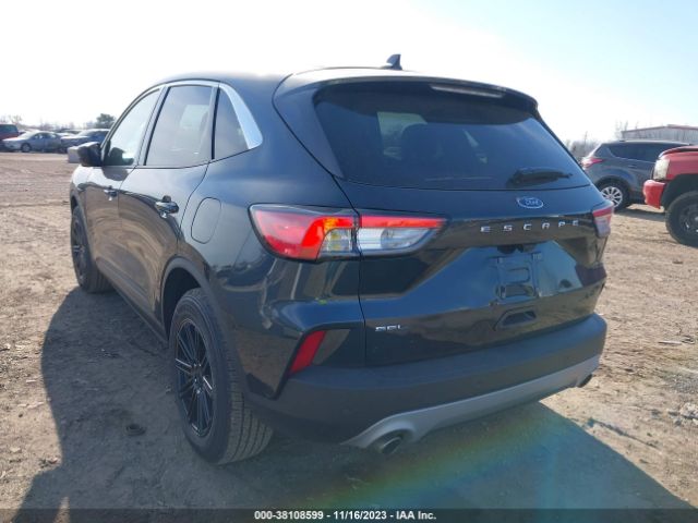 1FMCU0H63NUA18109 Ford ESCAPE SEL