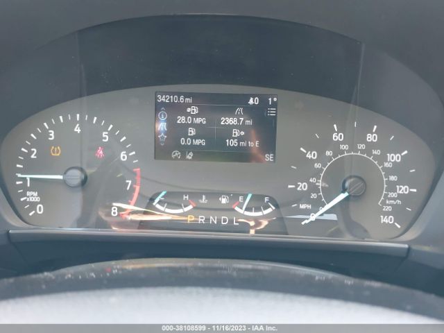 1FMCU0H63NUA18109 Ford ESCAPE SEL