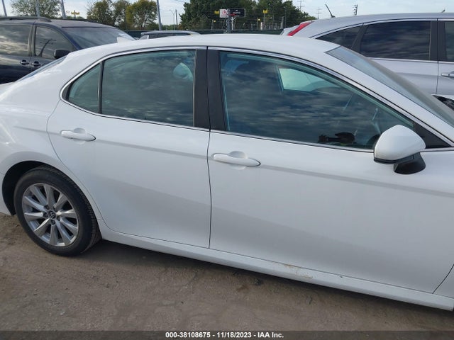 Toyota CAMRY LE 2020 4T1C11AK4LU348800 Image 13